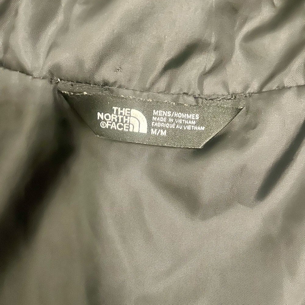 The North Face Men's Black Camo Raincoat Millerton shell jacket - Picture 3 of 5